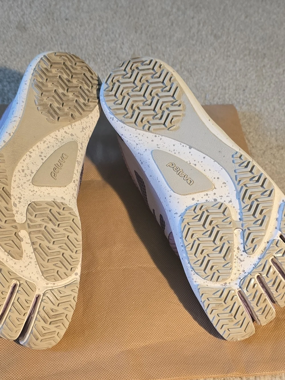 Women’s Lavender Toe-Separator Athletic Sneakers with Easy-Pull Laces